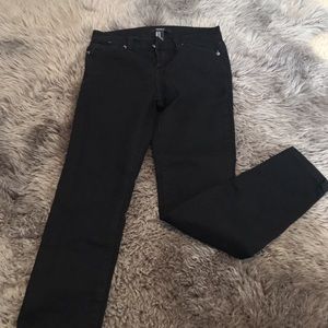 Black Skinny Pants